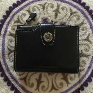 Black Genuine Leather Sunflower Button Wallet